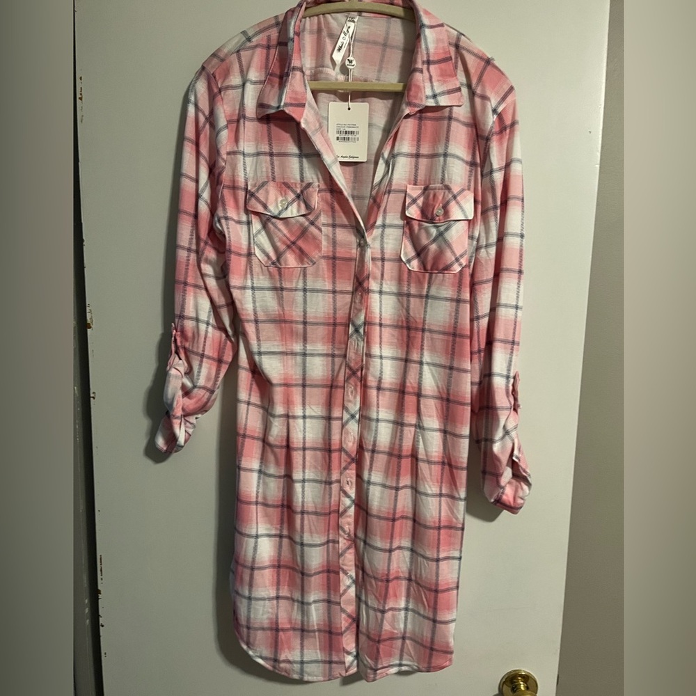 Lightweight dress with packets  NWT